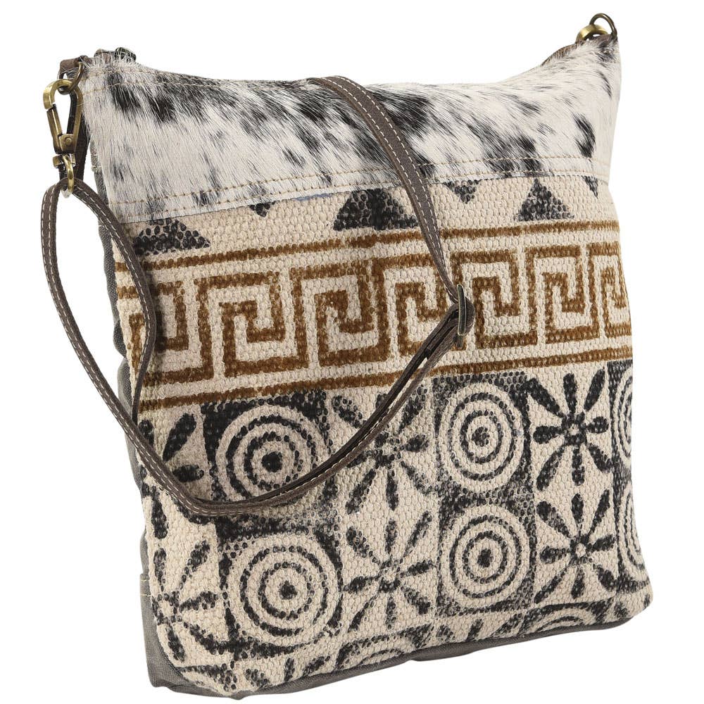 Crossbody with Pattern Rug and Fur