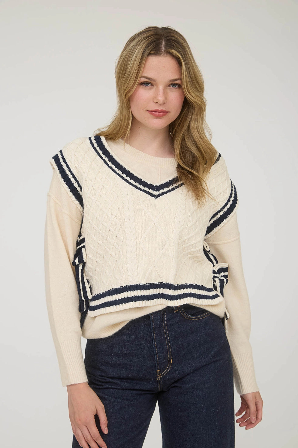 Side tie knit sweater vest