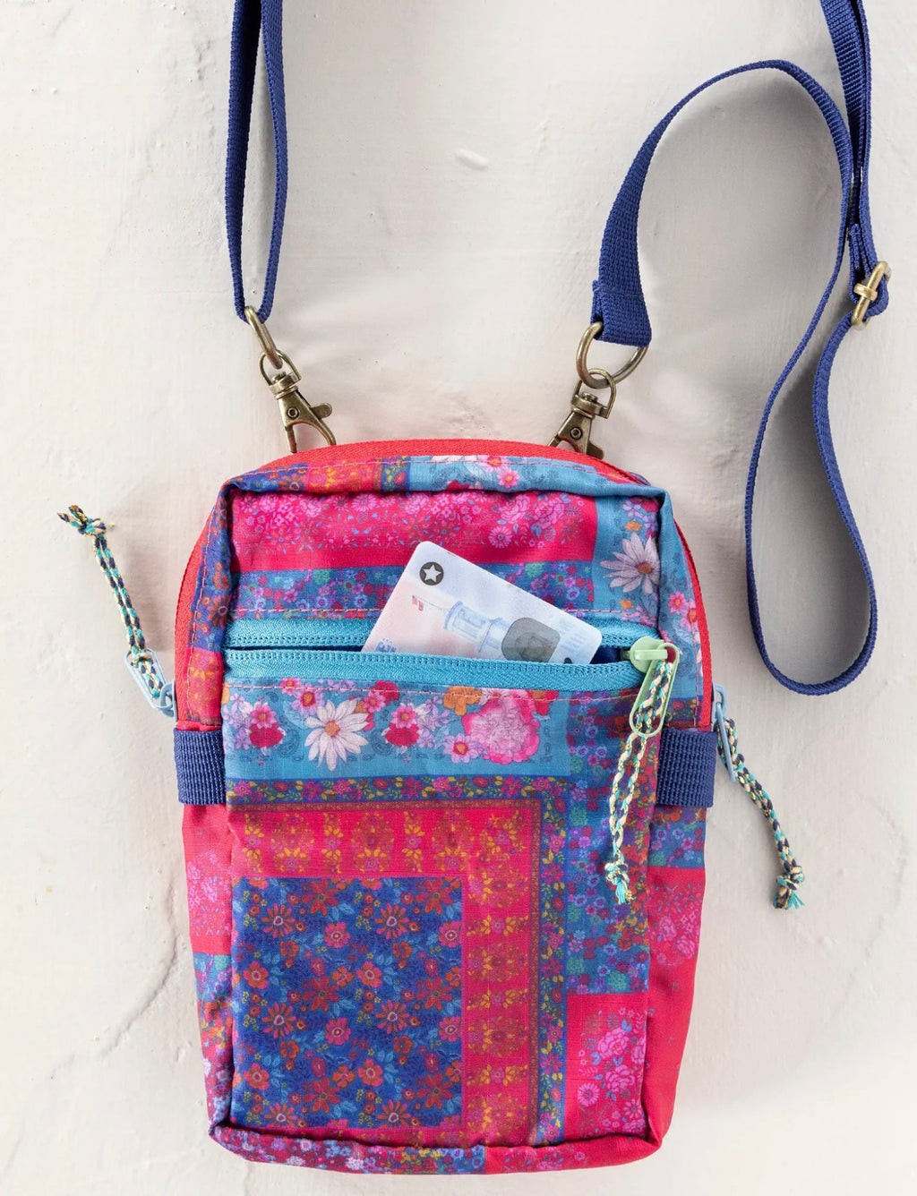 8 in 1 pocket crossbody