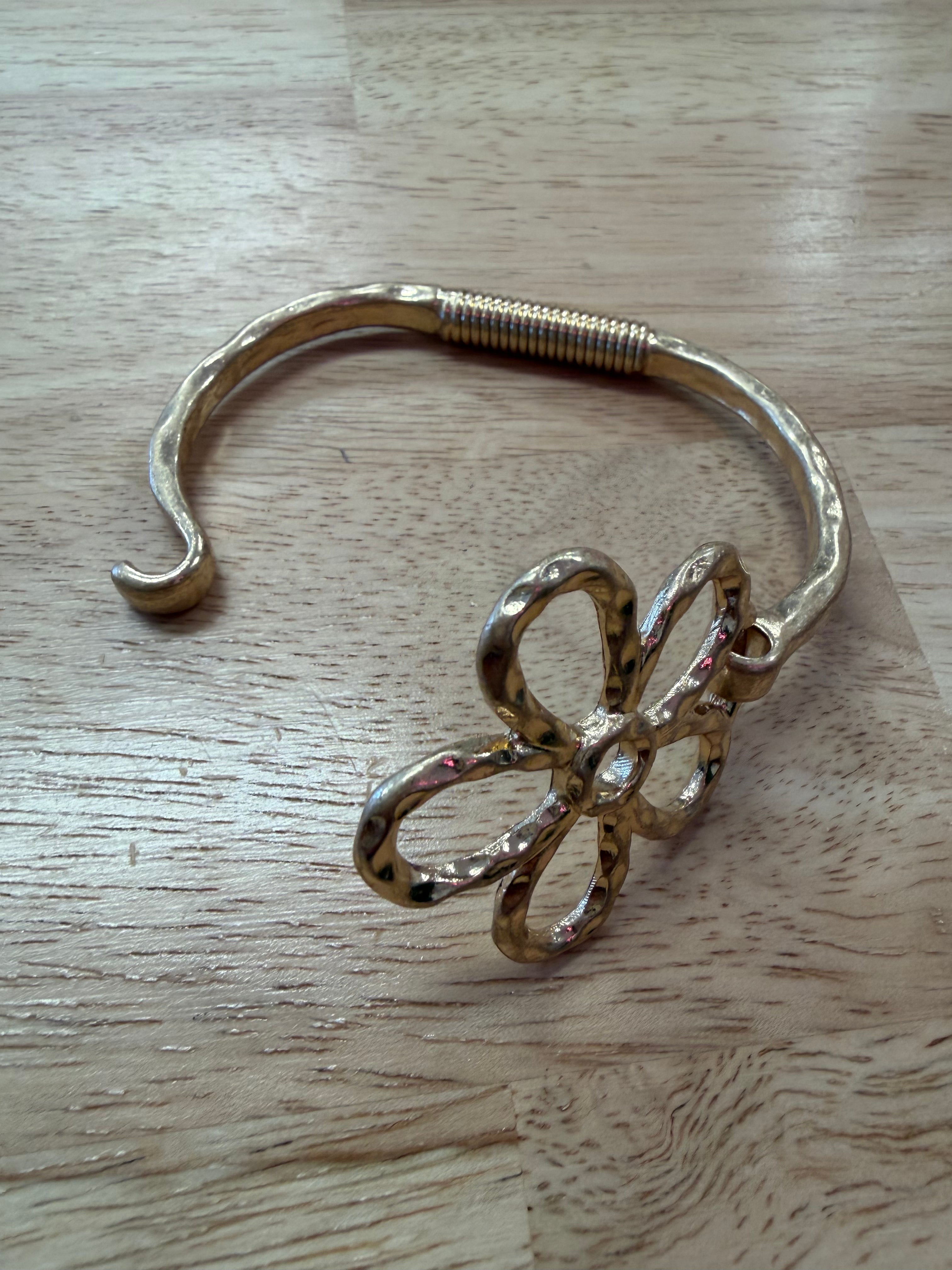 Hammered Flower Clasp