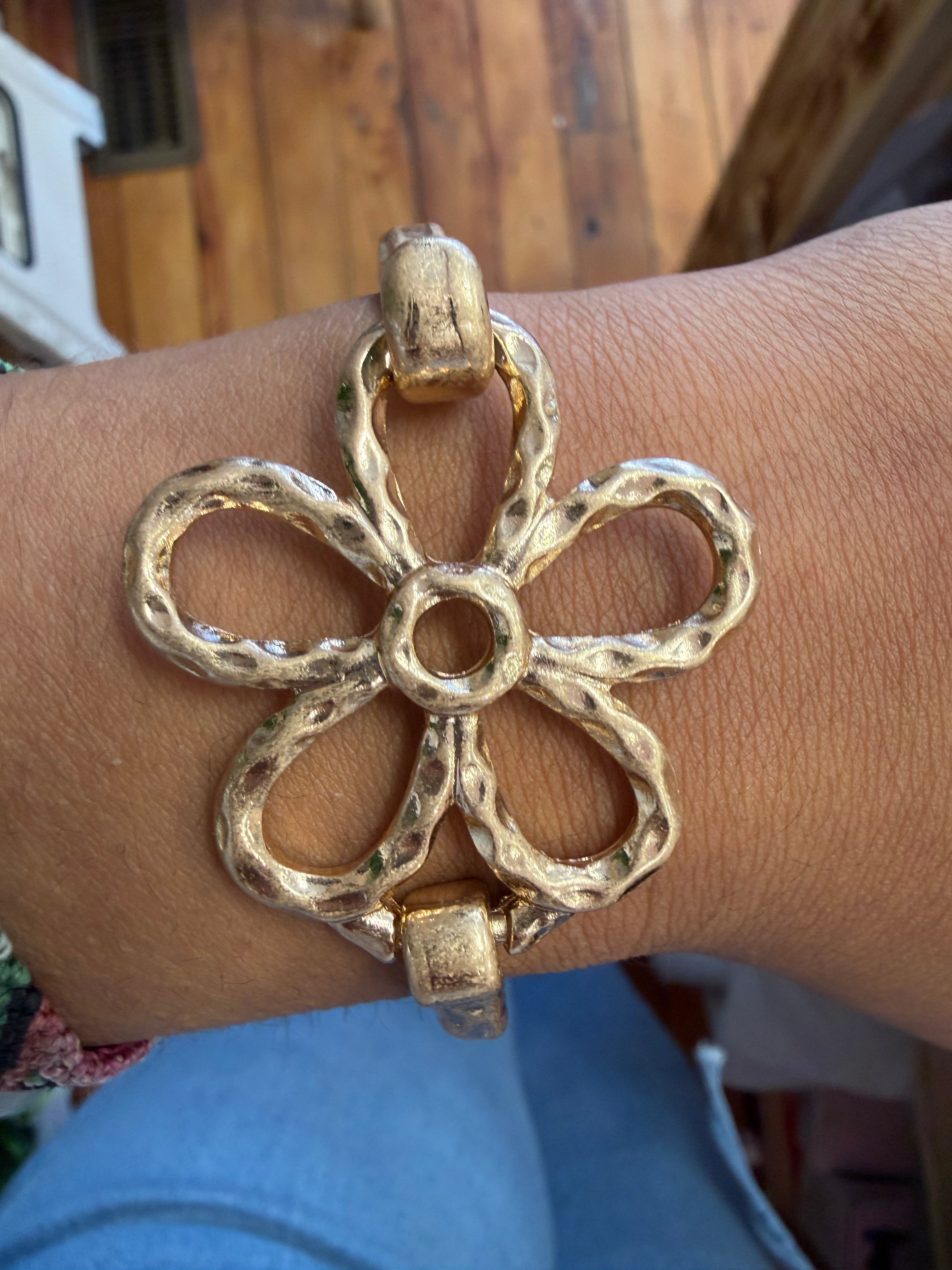 Hammered Flower Clasp
