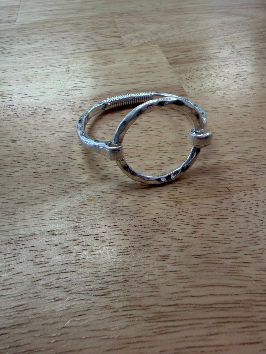 Hammered circle clasp