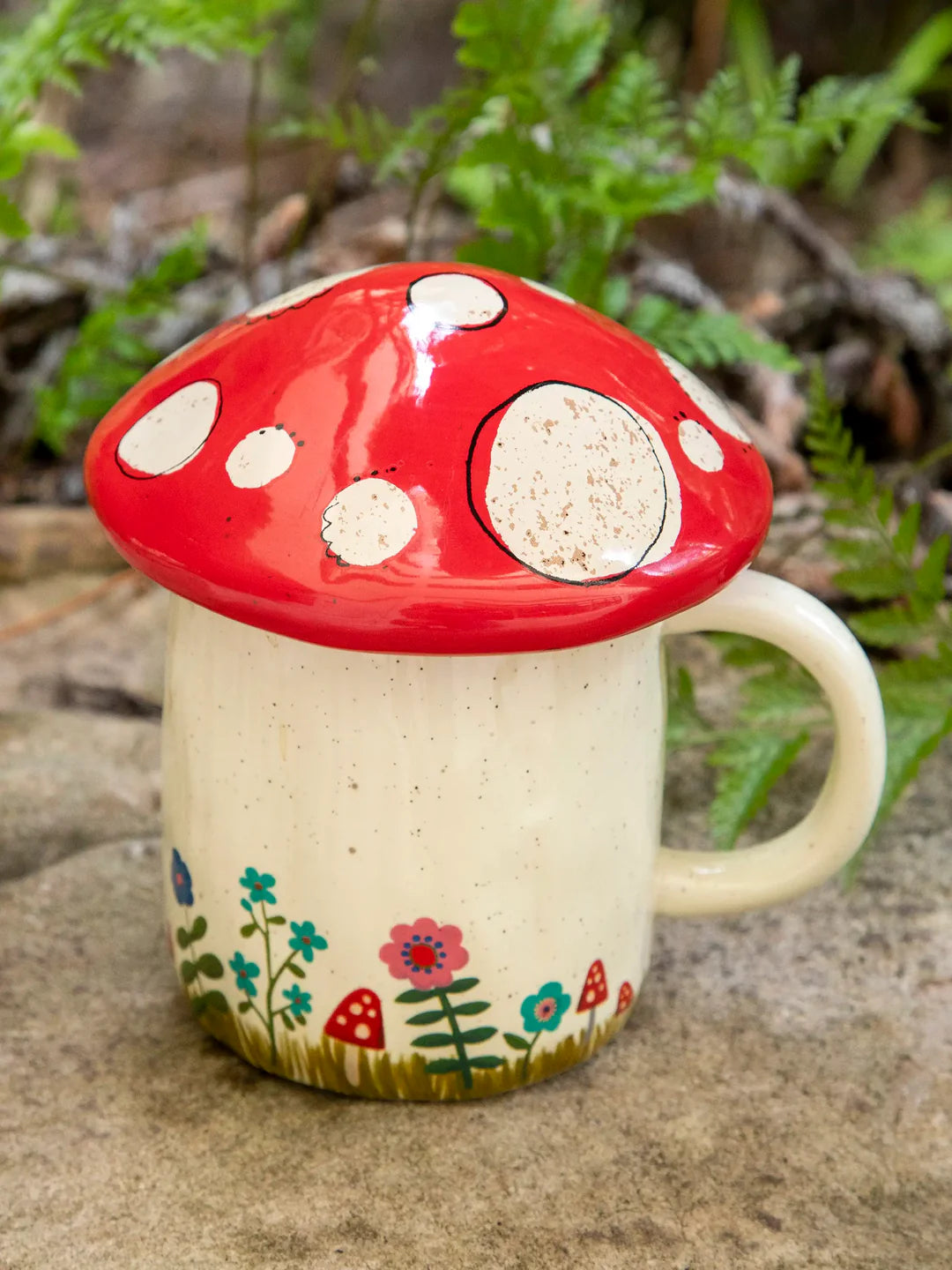 Lidded Mushroom mug